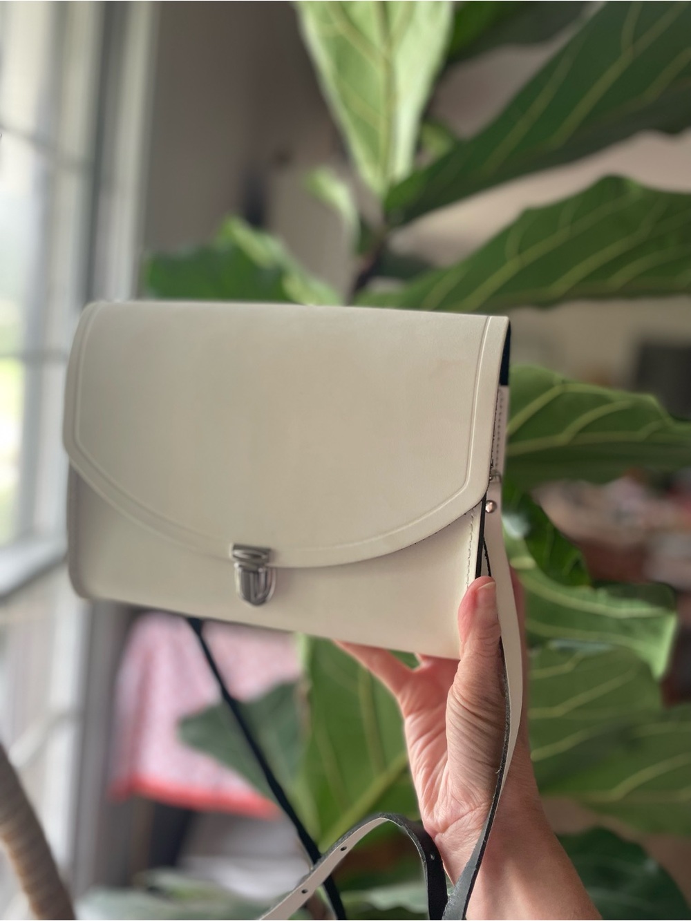 The Cambridge Satchel Company White Leather Crossbody with Silver Hardware - Picture 9 of 11